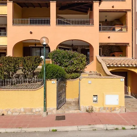 Nyaraló Beach House Villasimius
